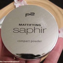 p2 cosmetics Mattifying saphier compact powder Test und 